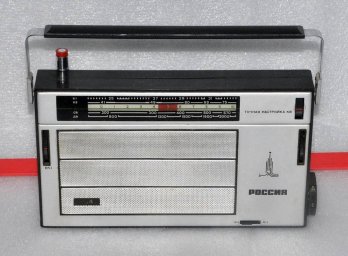 Россия-304 портативный радиоприёмник. Россия-304 портативный радиоприёмник.