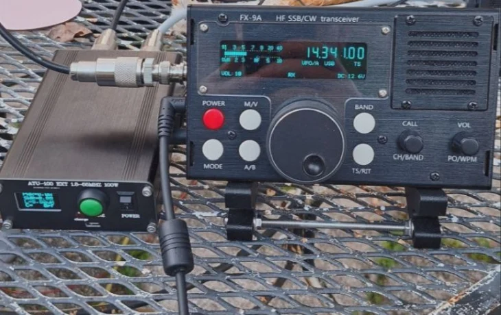 Китайцы создали приближенную копию Elecraft KX3, трансивер FX-9A. Китайцы создали приближенную копию Elecraft KX3, трансивер FX-9A.
